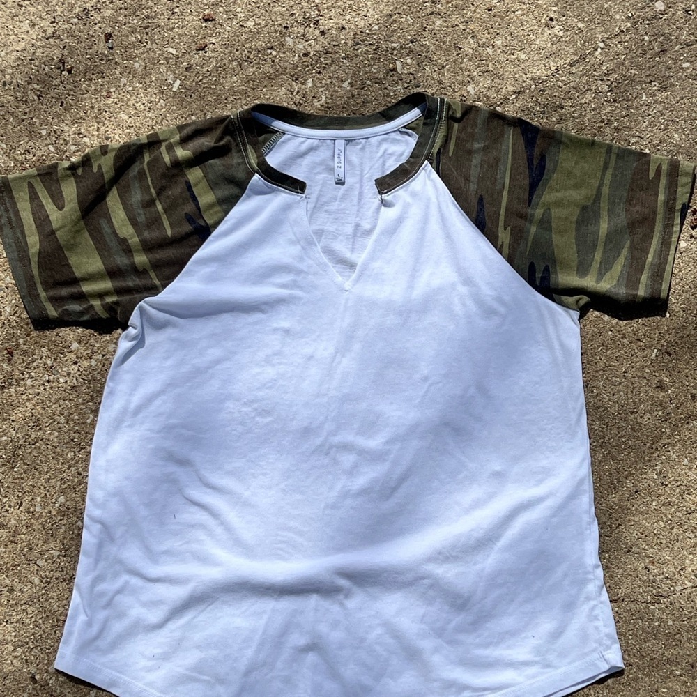 Z Supply From Buckle Camouflage Sleeve Raglan Shirt